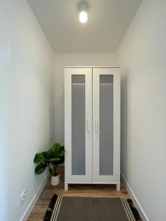 Niron Apartament Ludowa Pila Bagian luar foto