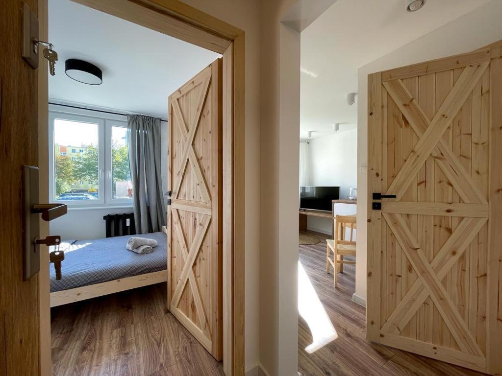 Niron Apartament Ludowa Pila Bagian luar foto