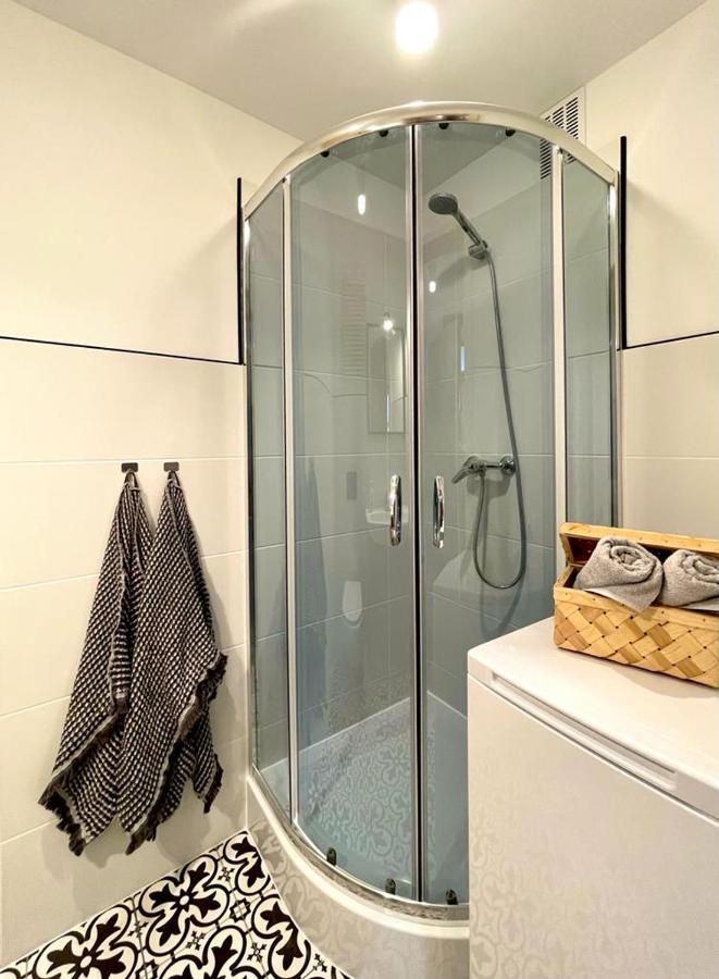 Niron Apartament Ludowa Pila Bagian luar foto