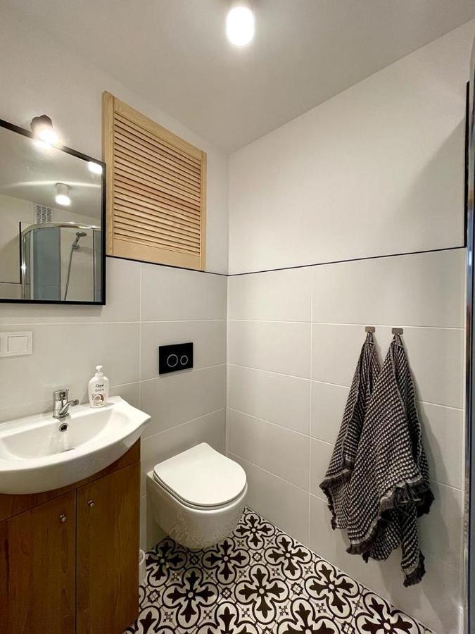 Niron Apartament Ludowa Pila Bagian luar foto